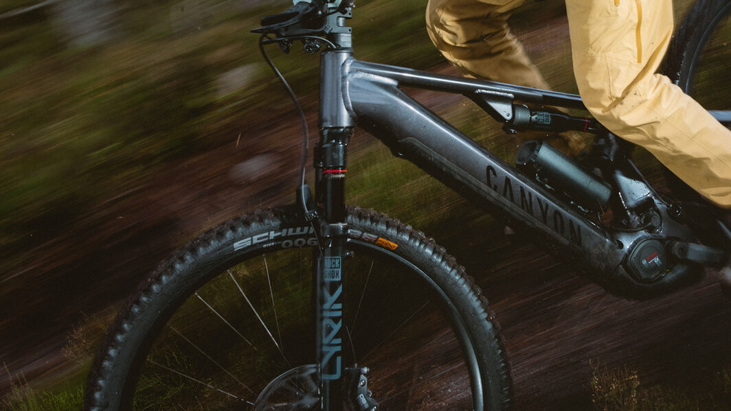 Best way learning the right technique when riding a mountain bike Best way learning the right technique when riding a mountain bike